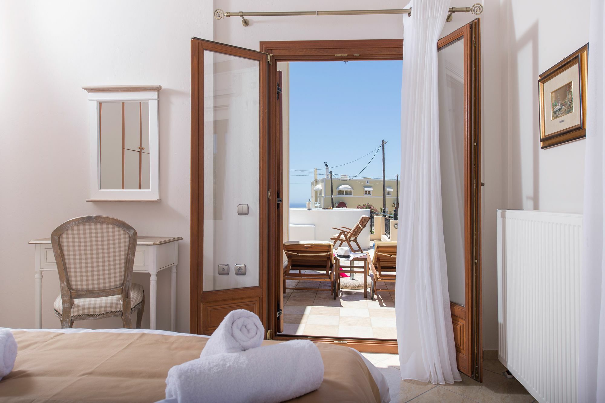 Vineyard Exclusive Suites Akrotírion 외부 사진