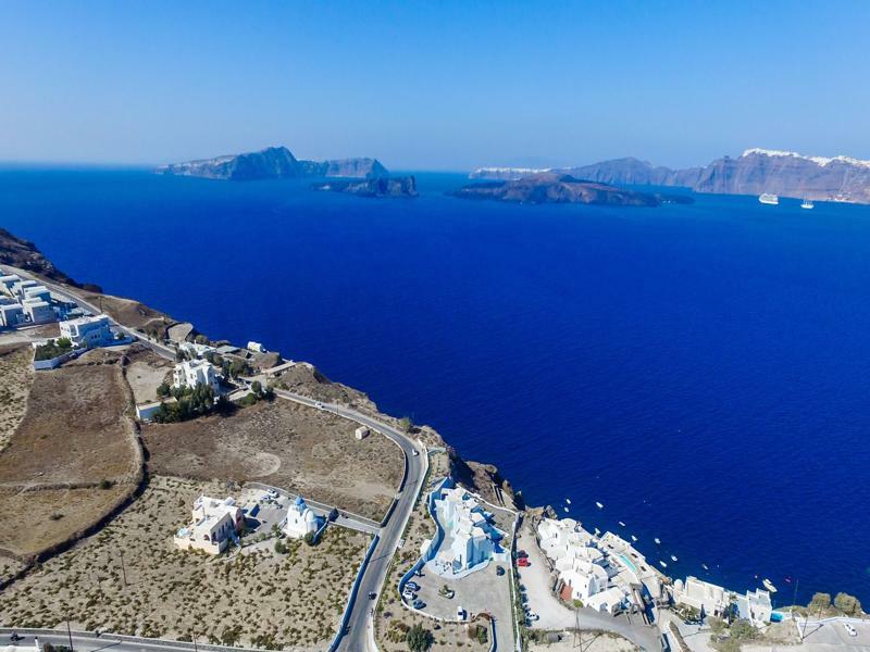 Vineyard Exclusive Suites Akrotírion 외부 사진