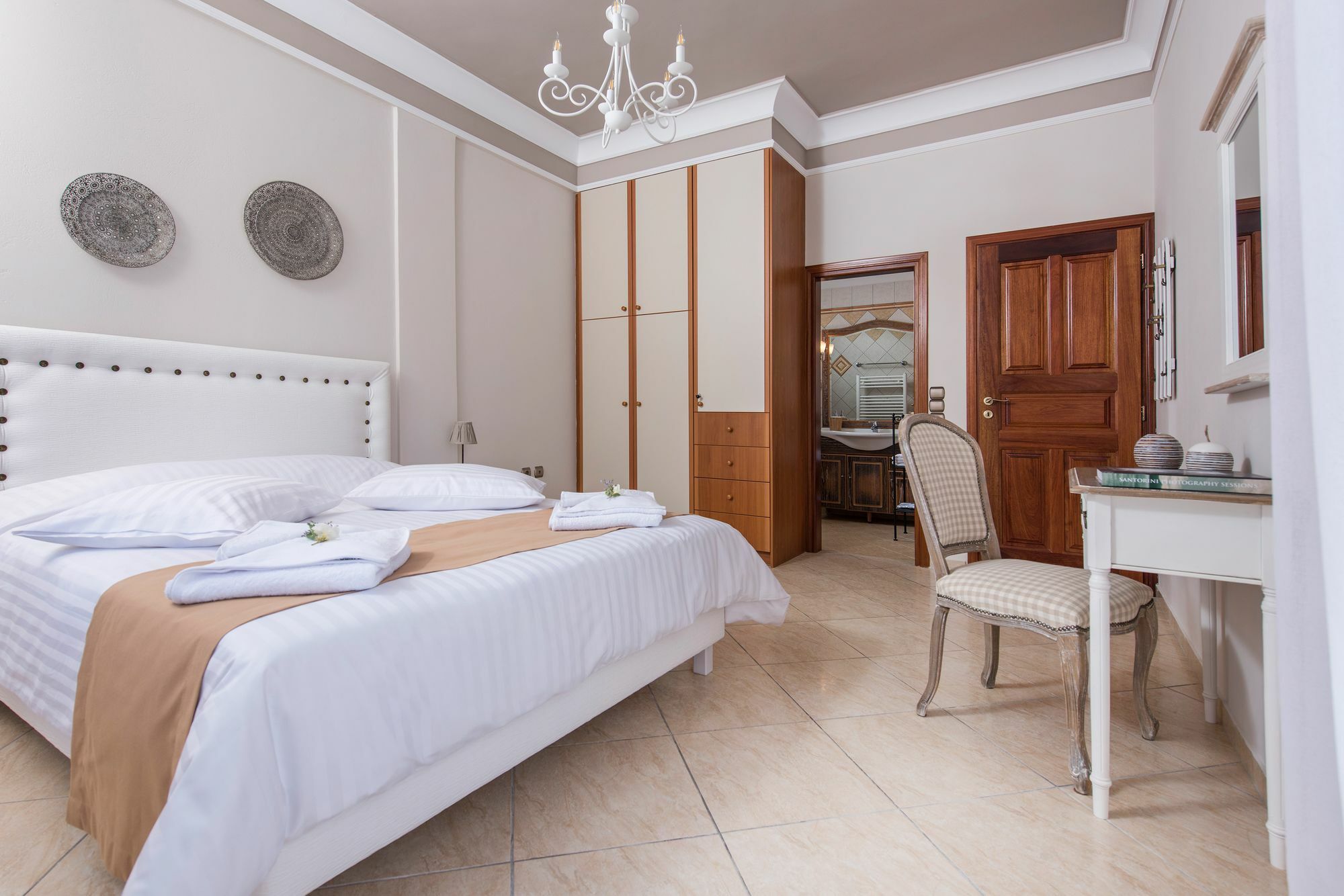 Vineyard Exclusive Suites Akrotírion 외부 사진