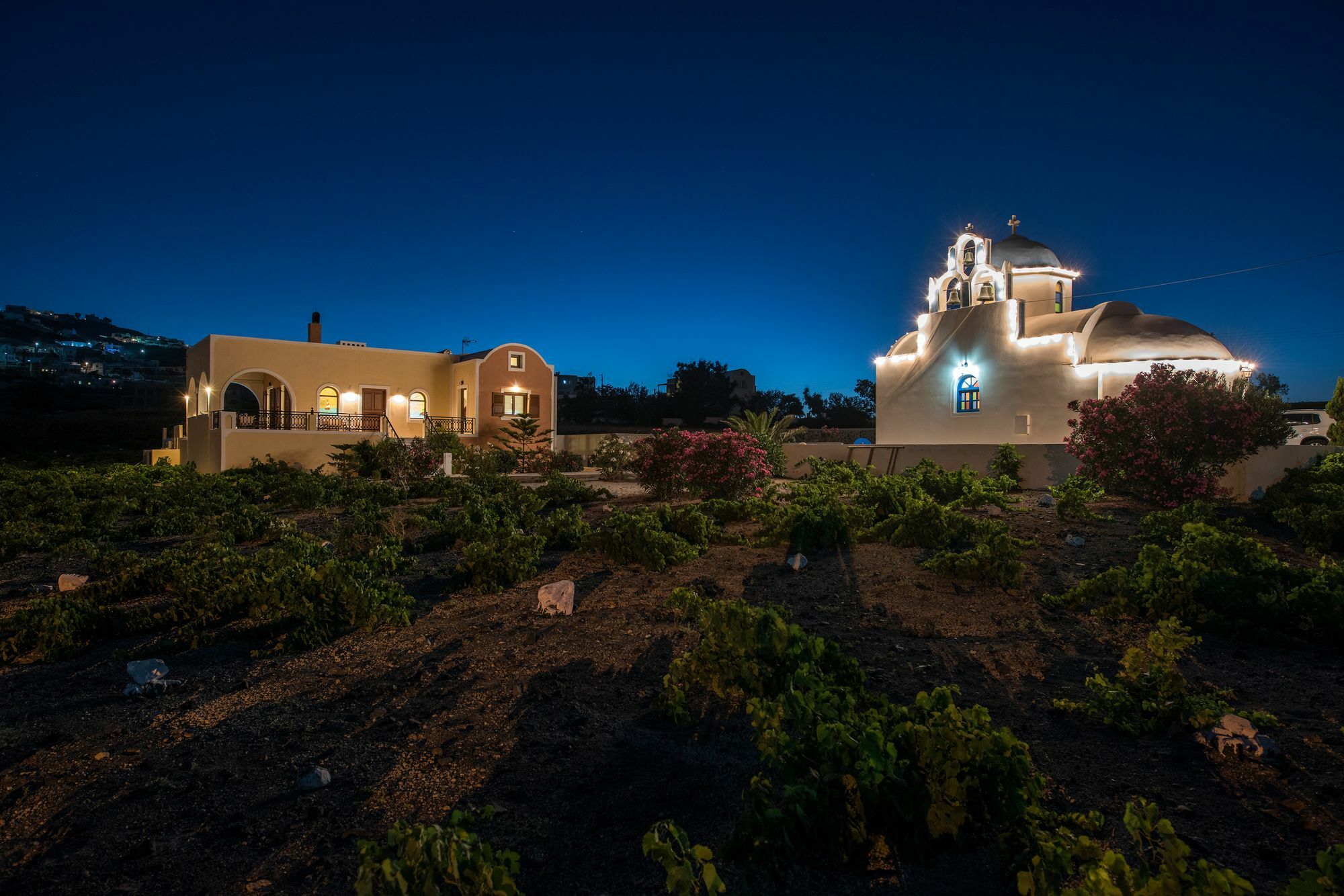 Vineyard Exclusive Suites Akrotírion 외부 사진